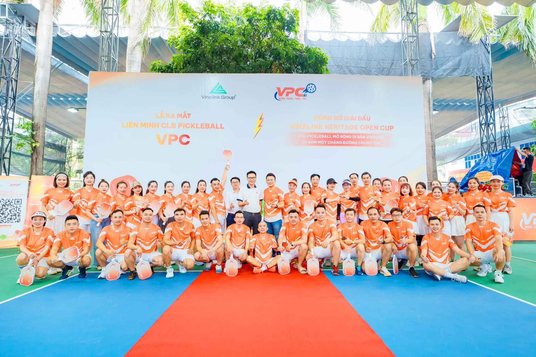 Các đội thuộc giải đấu Vinalink Heritage Open Cup giao lưu trong ngày ra mắt